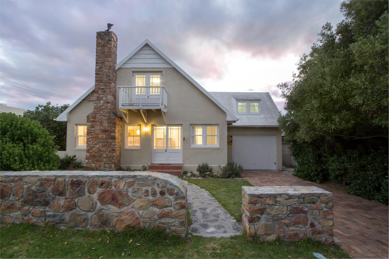 Stone Chimney Cottage Hermanus Exterior photo